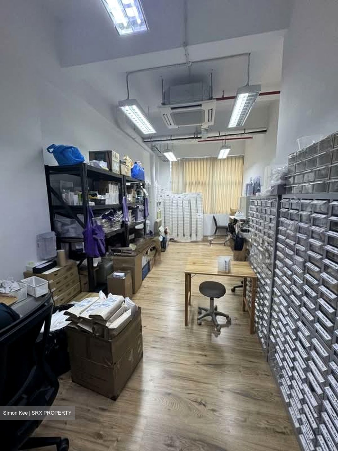 A'posh Bizhub (D27), Factory #586612891